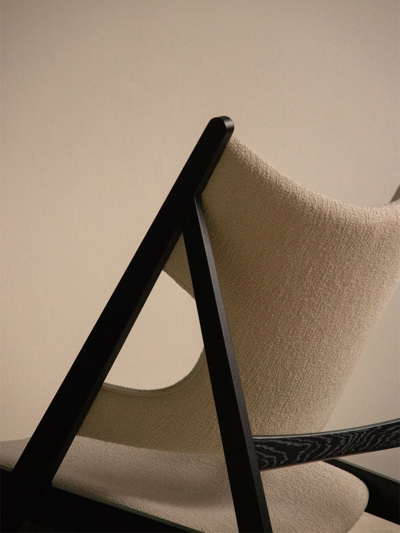 Audo Copenhagen, Knitting-Lounge-Sessel, Schwarzeiche