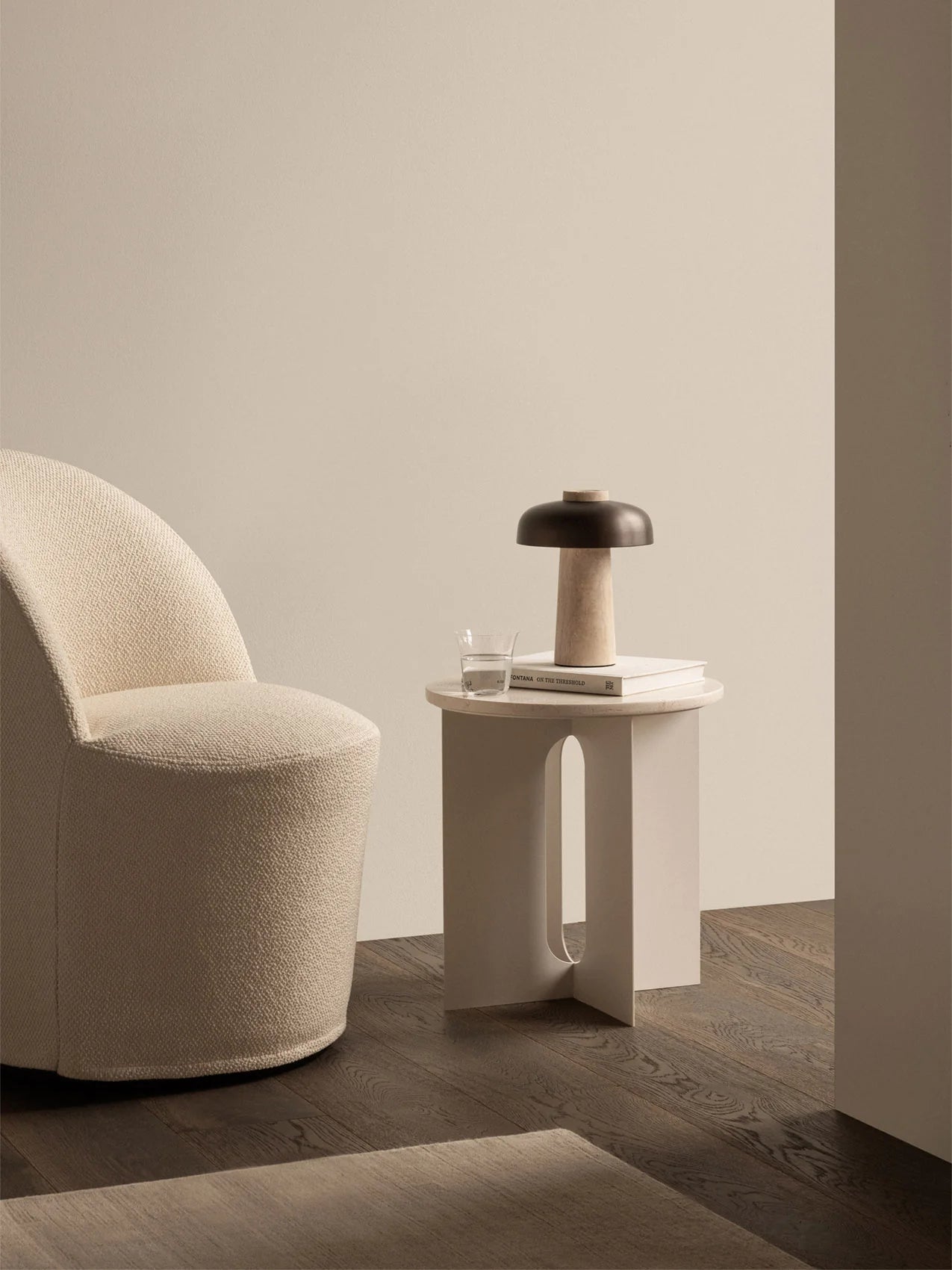 Audo Copenhagen, Androgyne Beistelltisch