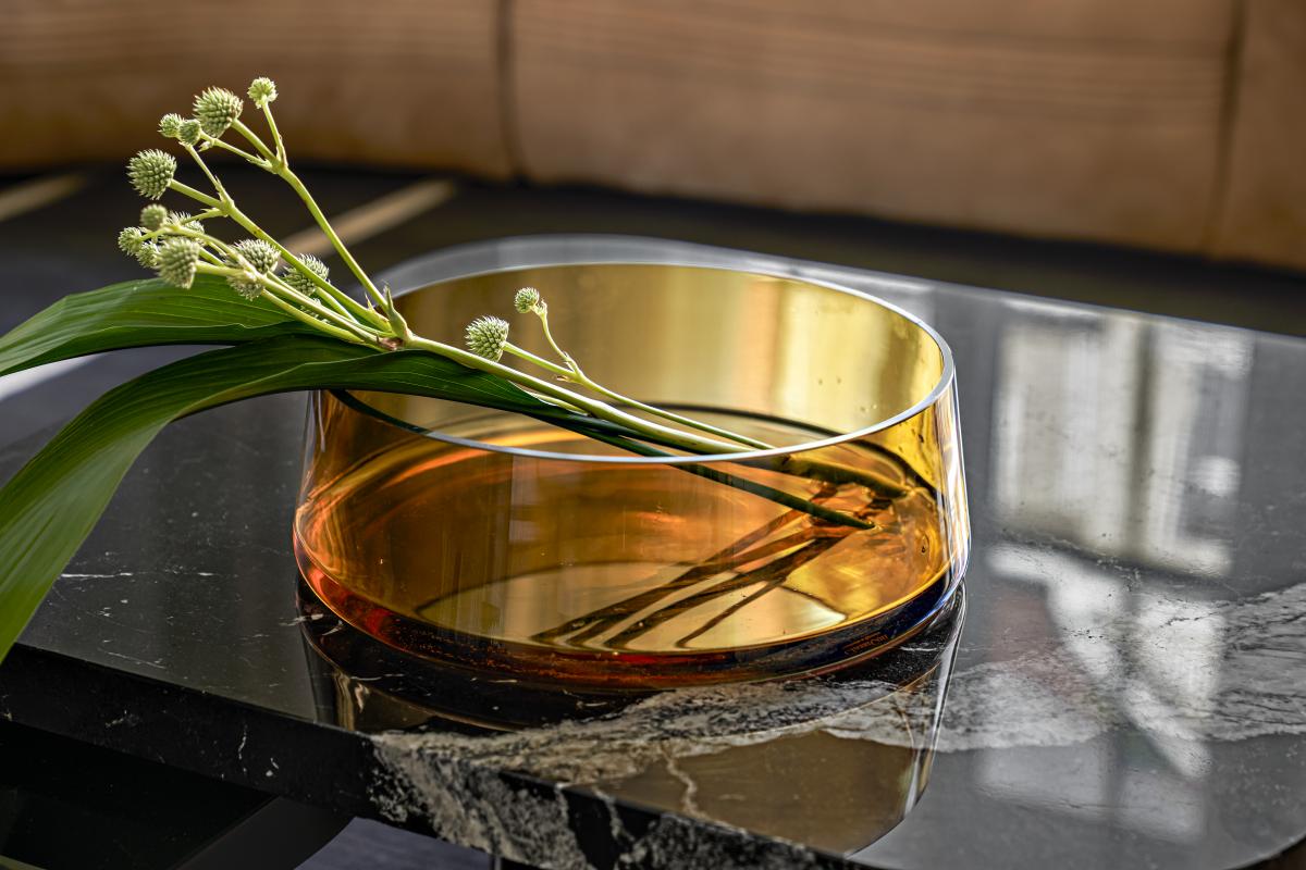 ClassiCon, Bow-Beistelltisch, No. 3 Marmor
