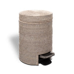 Decor Walther Rattan Abfalleimer in Weiss mit Tretfunktion.
