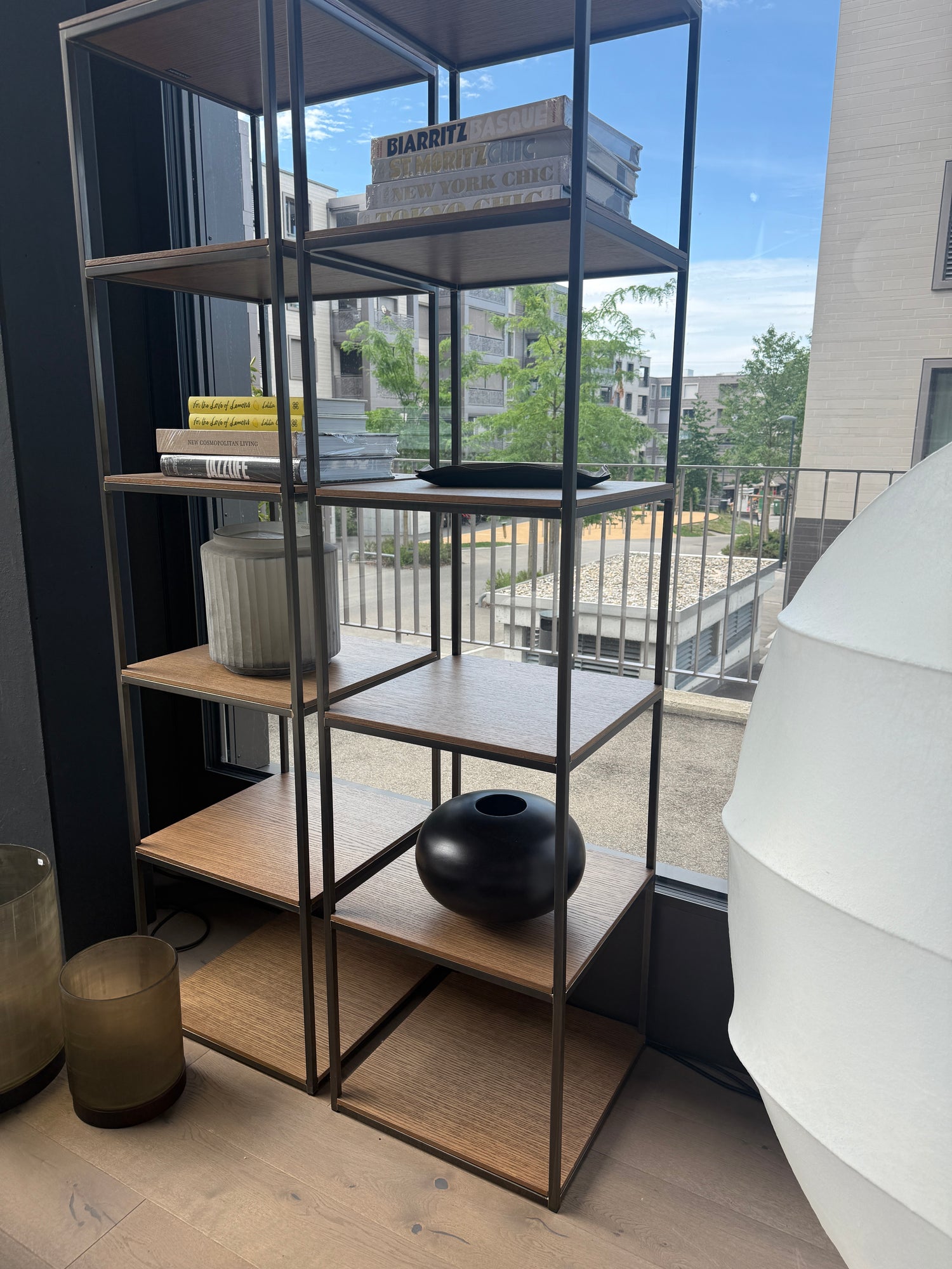 MERIDIANI Hardy Regal Austellungsmodell