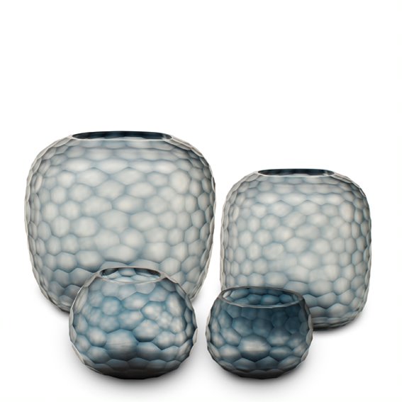 Guaxs Somba Ocean Blue/Indigo Kollektion bestehend aus Vasen und Windlichter. 