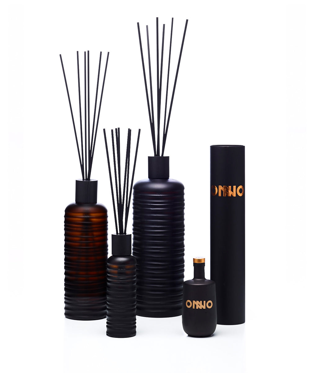 ONNO Diffuser Sphere aus handgeschliffenem Glas