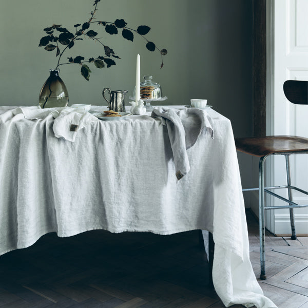 AMIPOS Runde Gehäkelte Tischdecke Ø 90 Cm – Weiße Baumwoll-Spitze, Handgefertigt | Für Hochzeit, Party & Home
