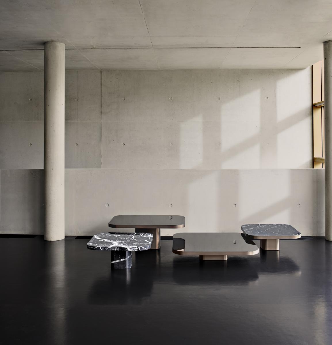 ClassiCon, Bow-Beistelltisch, No. 3 Marmor