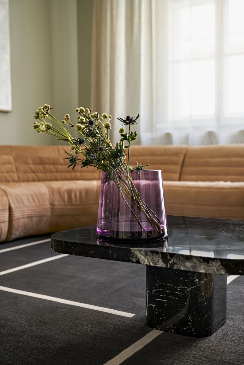 ClassiCon, Bow-Beistelltisch, No. 3 Marmor