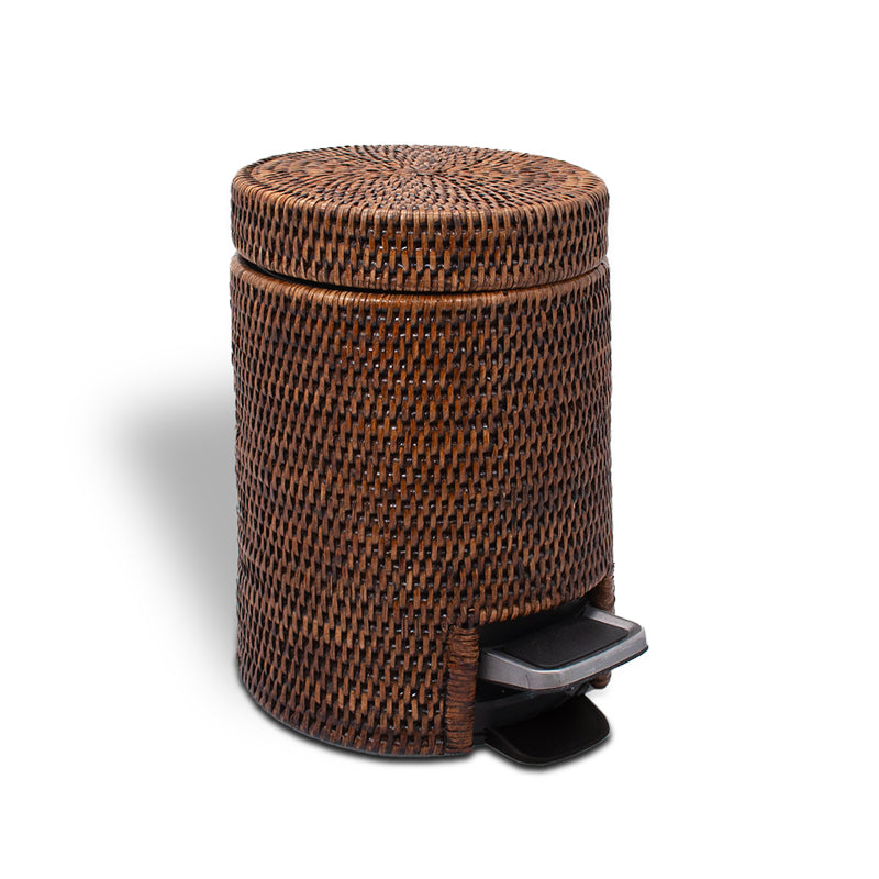 Decor Walther Basket Tretabfalleimer in dunklem Rattan. 