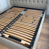 MERIDIANI Bett Turman 200 x 225 - Ausstellungsmodell