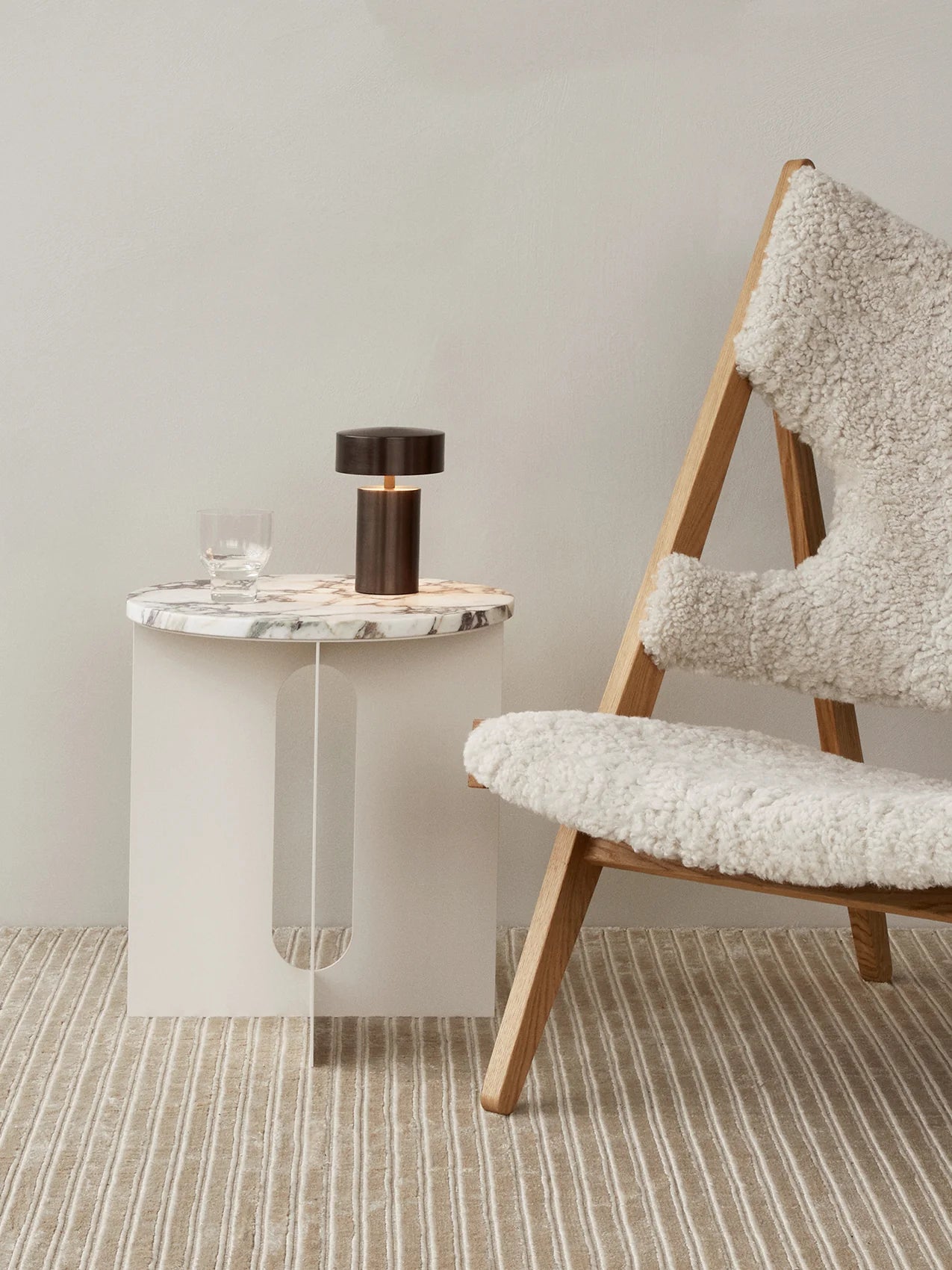 Audo Copenhagen, Androgyne Beistelltisch