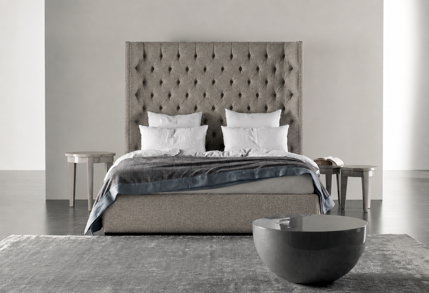 MERIDIANI Bett Turman 200 x 225 - Ausstellungsmodell