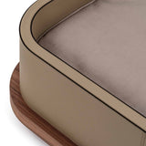 Pinetti, Haustierbett