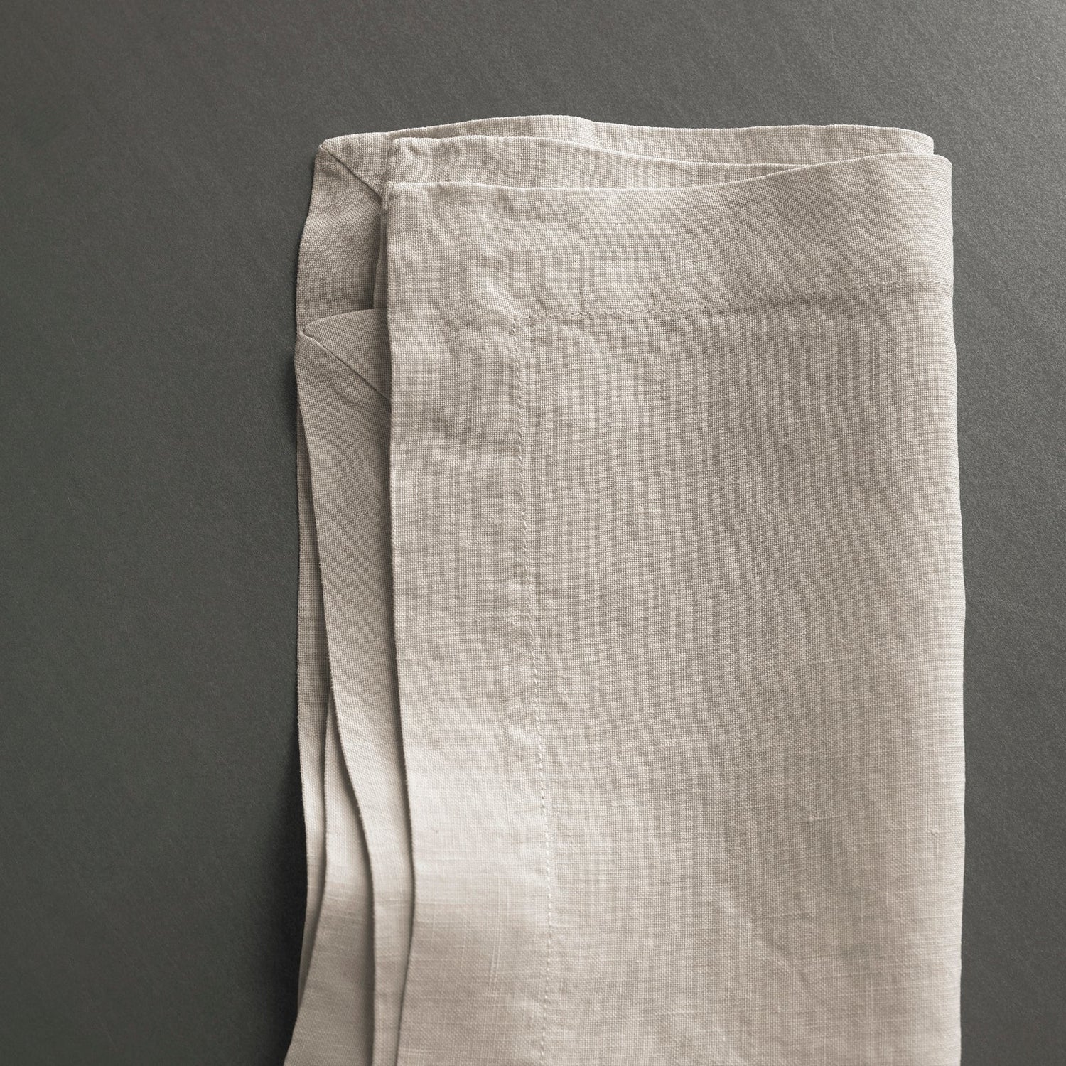 Serviette TAB aus Leinen, Marmor/Elfenbein