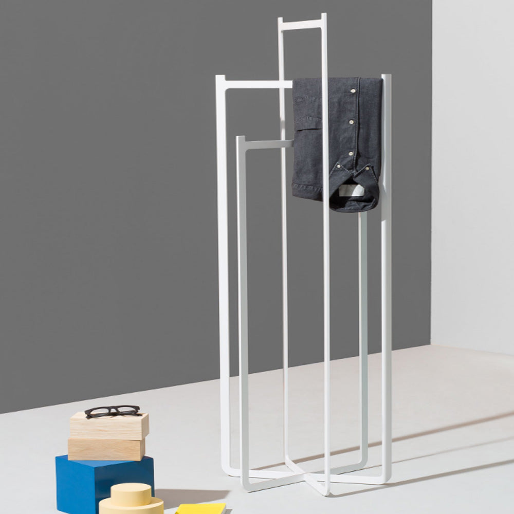 Sovet Coat Hanger Weiss in verschiedenen Höhen
