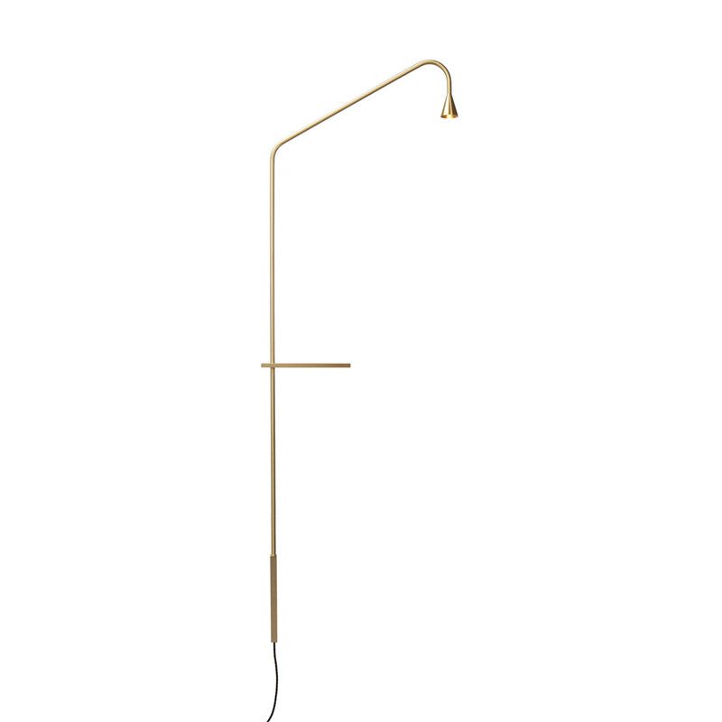 Trizo21 Austere Tischleuchte Brass