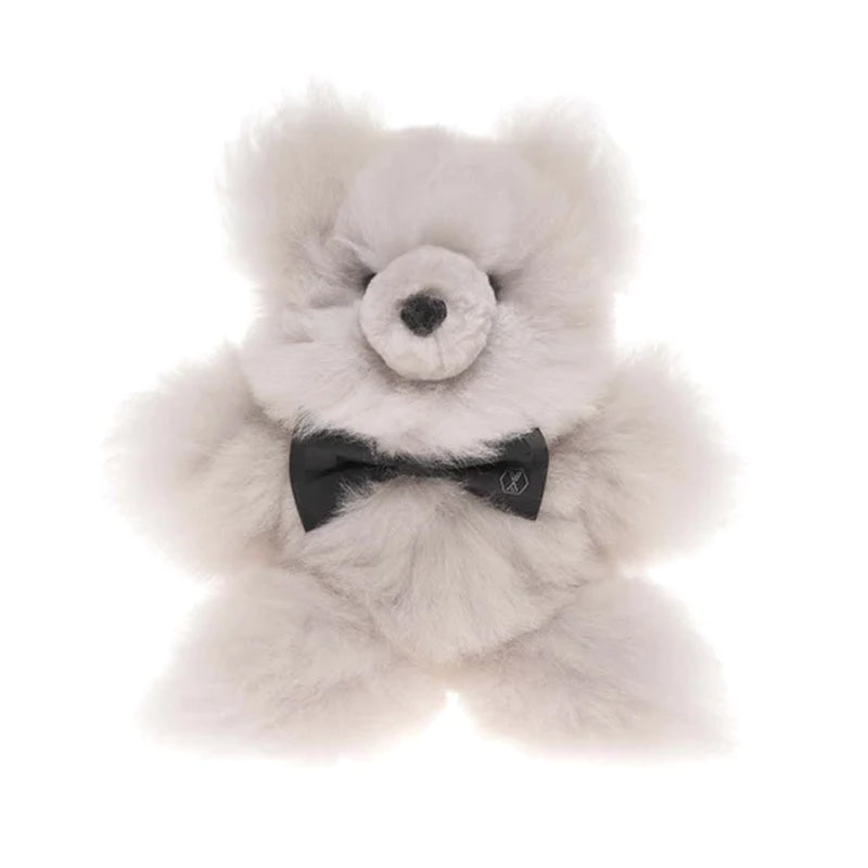 WEICH kuscheliger Teddy "Pelu" aus Alpakafell in der Farbe Silver Grey.