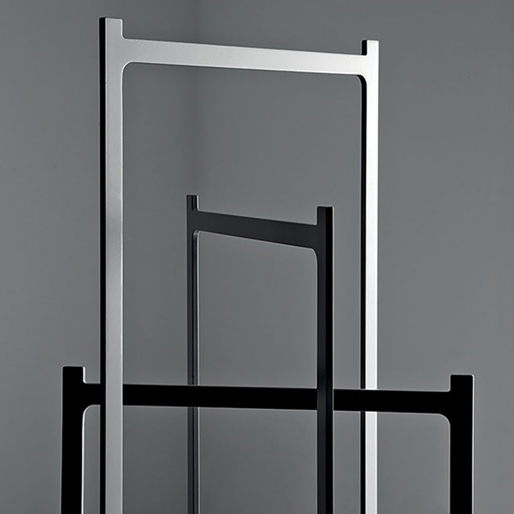 Clip Coat Hanger von Sovet in verschiedenen Höhen