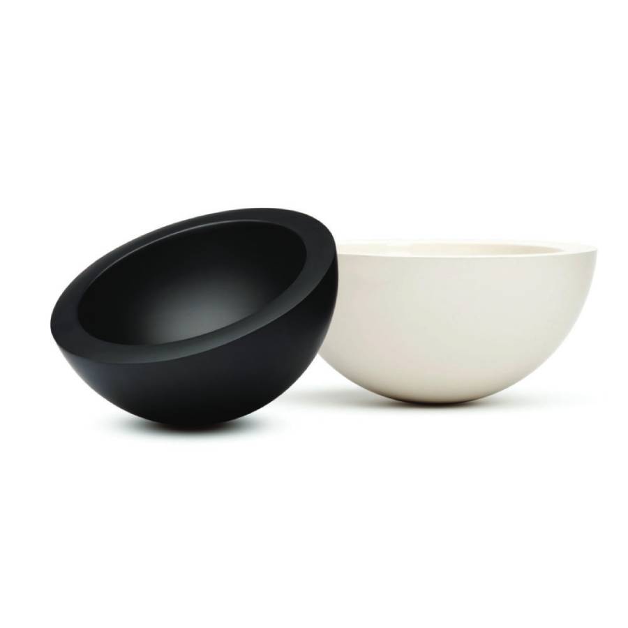 when objects work Schale schwarz und weiss von John Pawson