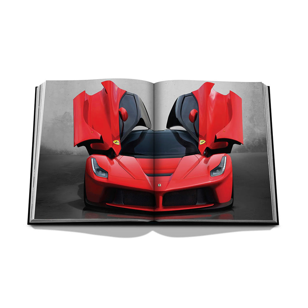 Vorschau vonIconic: Art, Design, Advertising, and the Automobile von Assouline