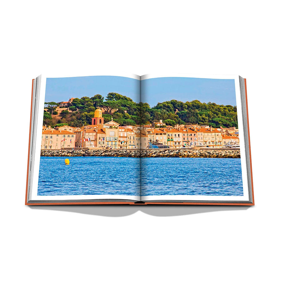 Buch von Assouline St Tropez Soleil mit Leineneinband