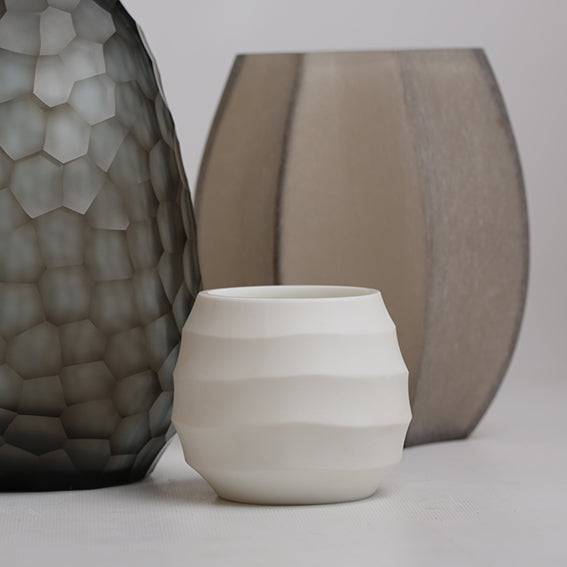 GUAXS, Vase & Windlicht BELLY, opal
