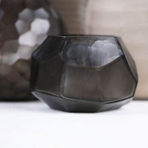 Guaxs Teelicht Cubistic in Schwarz. 