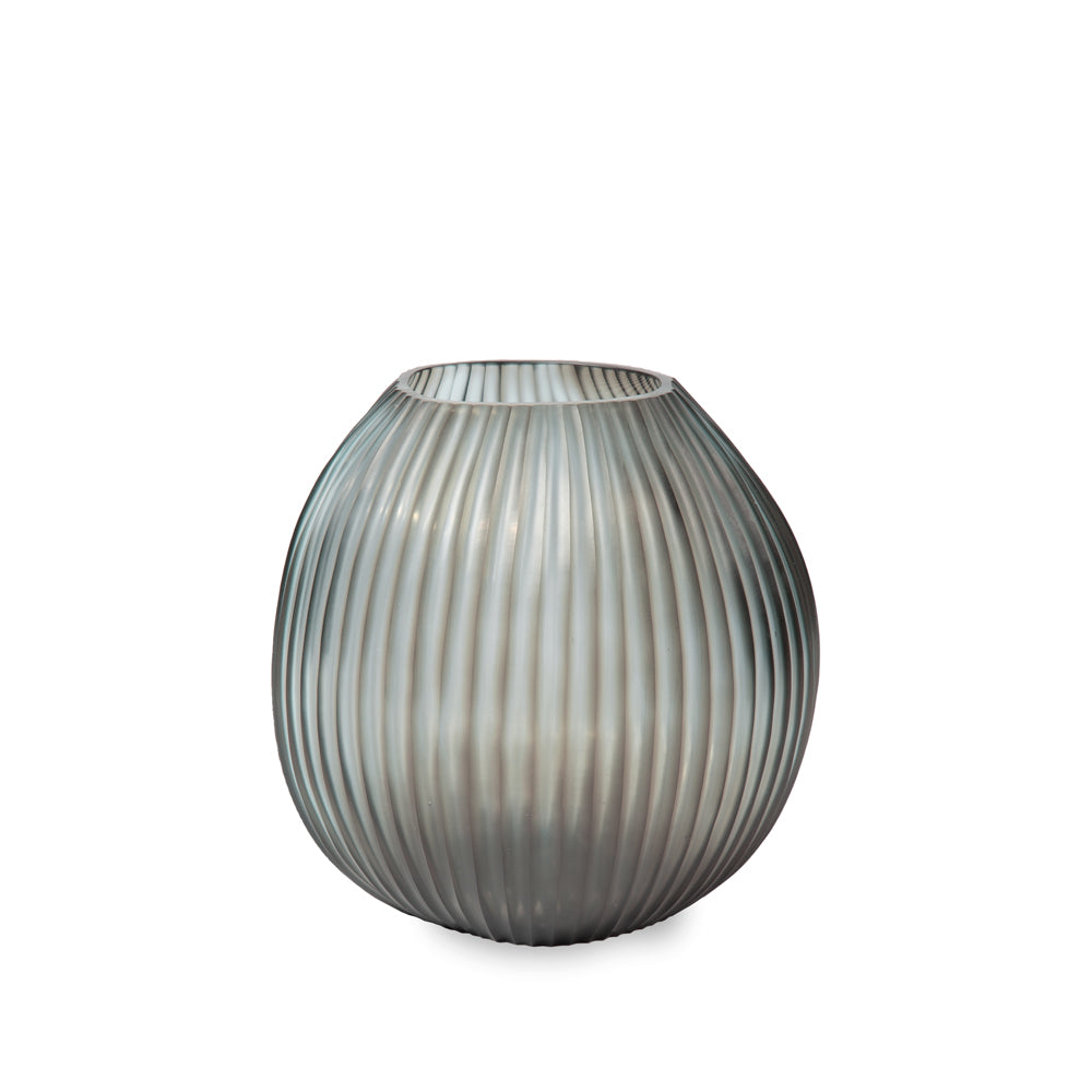 Guas Nagaa Vase von Hand geschliffen in Indigo Smokey Grey. 