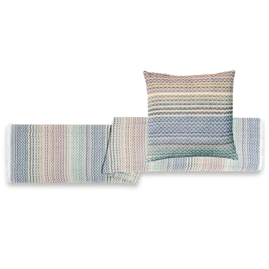 Missoni Kissen und Plaid Simone in dezenten Farben