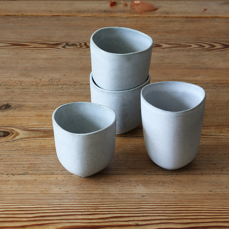 Ro Collection Mug hellgrau aus Keramik