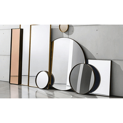 Sovet Spiegel in verschiedenen Grössen und Ausführungen mit Metallrahmen