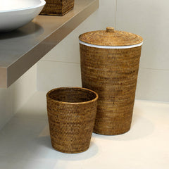 Decor Walther Waeschebehaelter aus Rattan. 