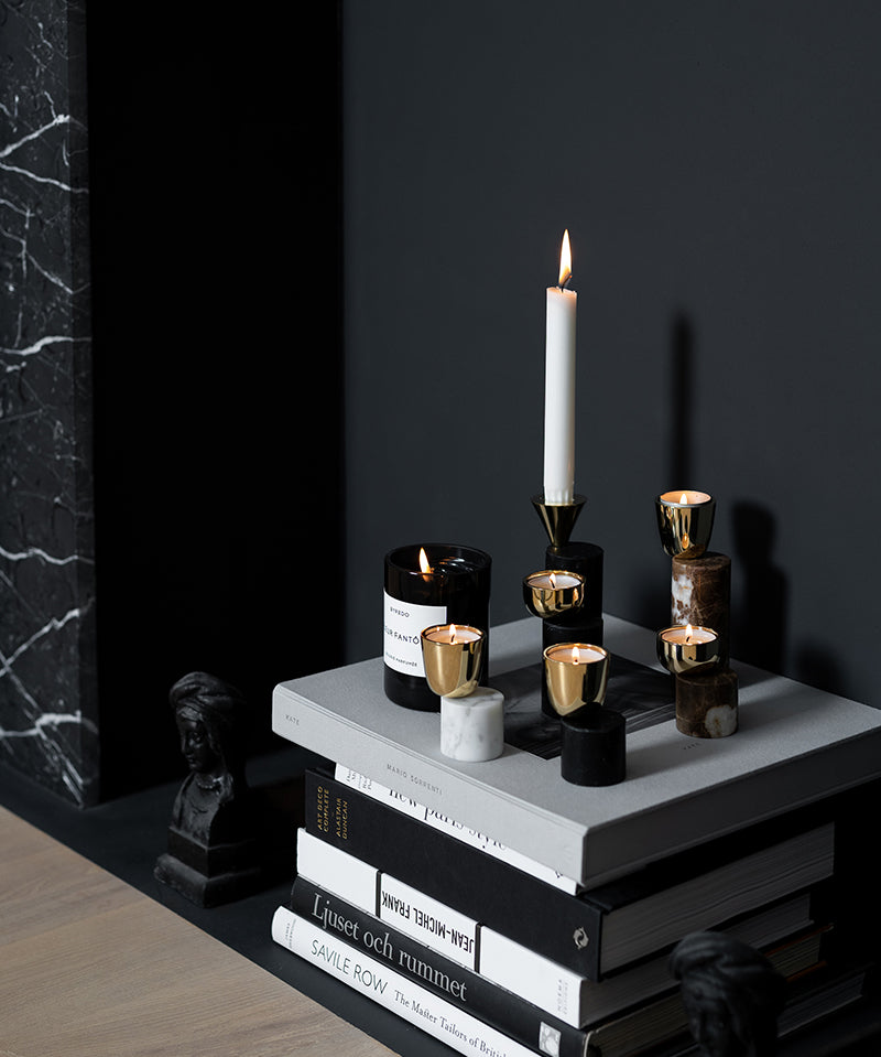 skultuna-streamers-klein-marmor-kerzenhalter-styledhomeobjects